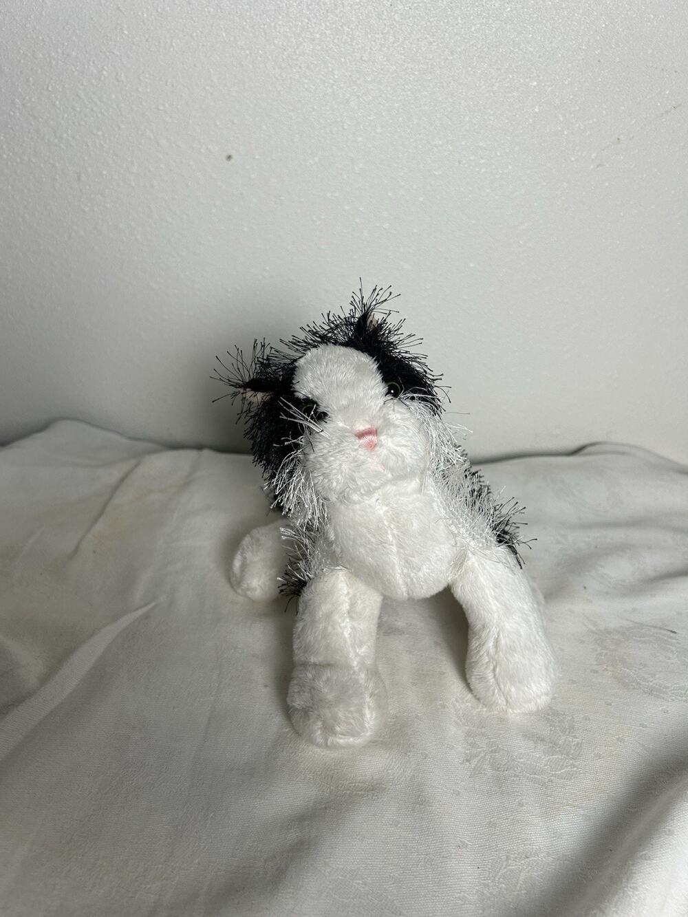 GANZ Webkinz Plush Black & White Cat HS016 LIL’ KINZ NO CODE